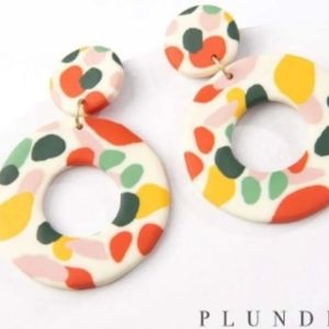 Acorn earrings plunder